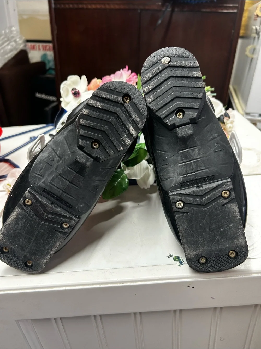 Salomon Kids 13c Black Ski Boots with Adjustable Buckles